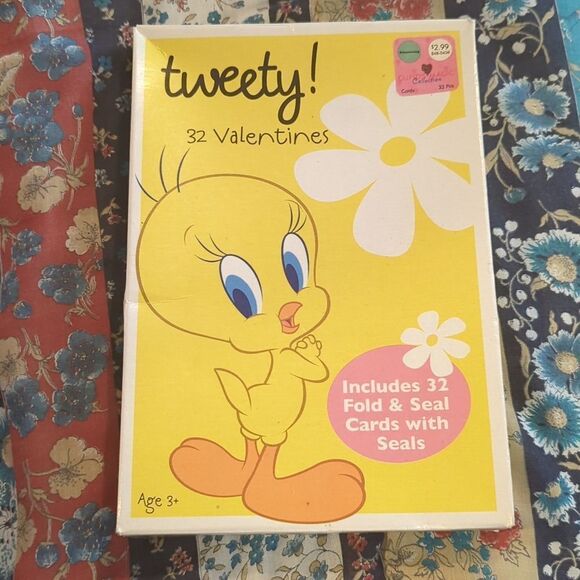 Tweety Bird Warner Brothers vintage Valentine's Day card box set NIP Y2K - Picture 1 of 6